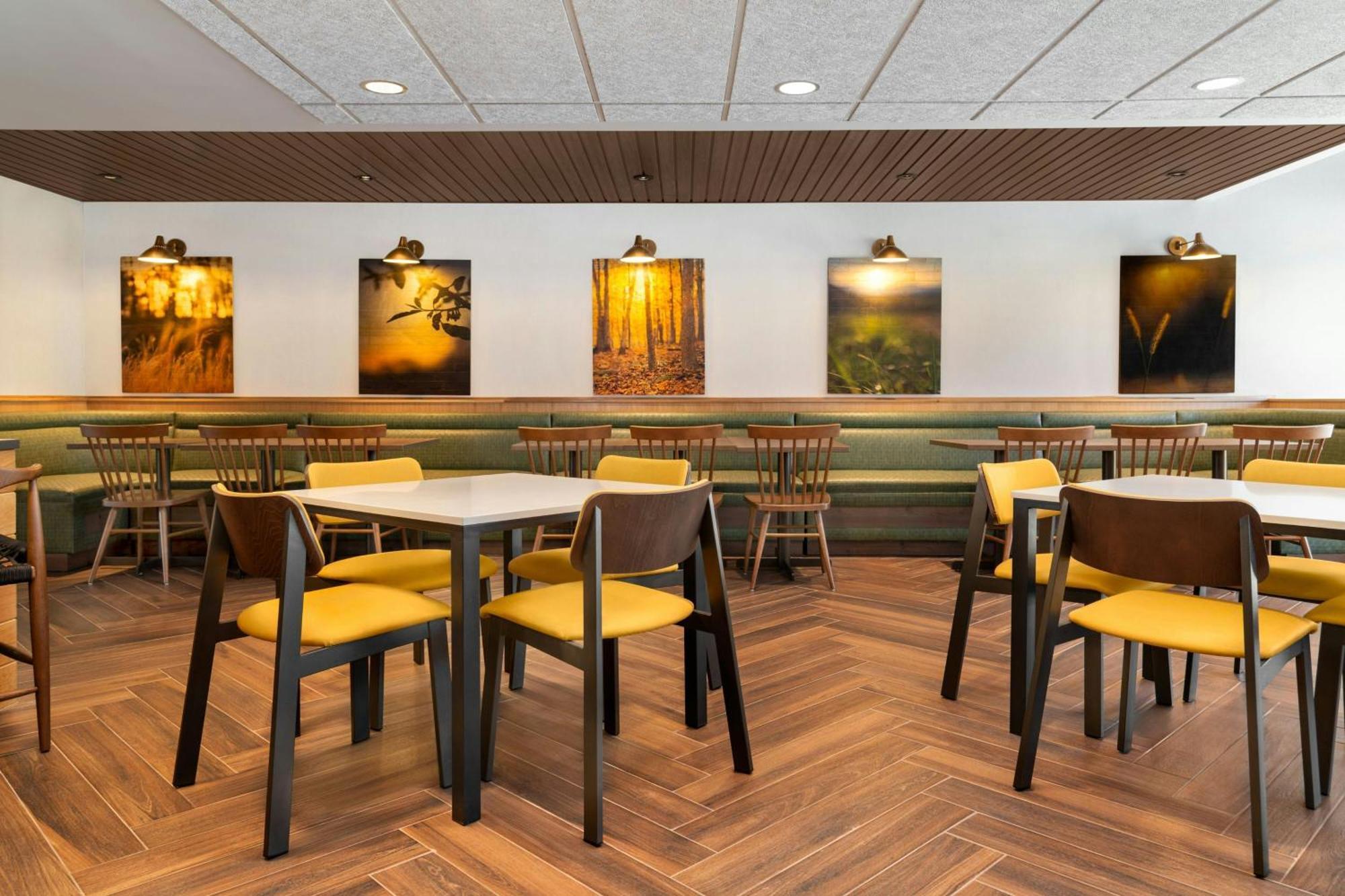 Fairfield By Marriott Inn & Suites Kansas City At The Legends Exterior foto